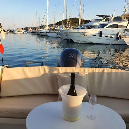 Nuit Insolite Sur Un Bateau